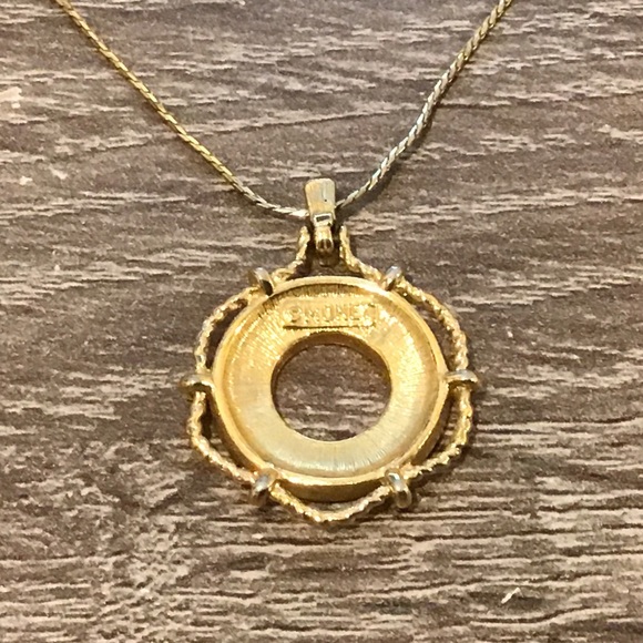 Monet Gold Tone & Off-White Enamel Ship's Buoy Life Preserver Pendant Necklace - Picture 6 of 7